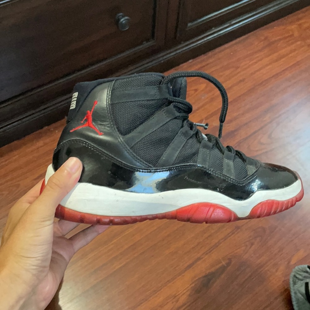 Jordan 11  Bred 2012 size 8